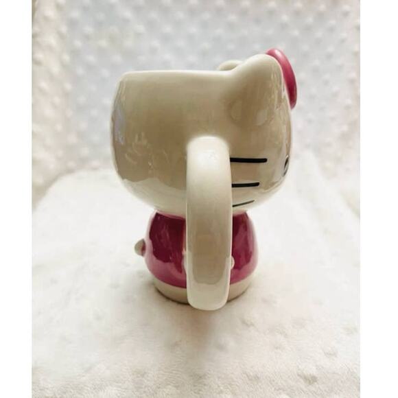 Hello Kitty 3D Full Body Dark Pink Bow 20oz Tall Mug-NEW - Picture 4 of 6